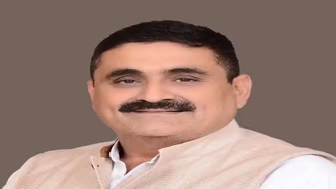 कांग्रेस ने खेड़ा पर दांव खेला...पार्टी से लंबा जुड़ाव समेत ये रहे टिकट मिलने के पांच कारण
