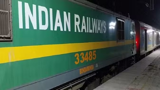 फिरोजपुर, अमृतसर, देहरादून, भठिंडा से प्रयागराज को चलेंगी सीधी ट्रेन, रेलवे ने जारी की समय सारिणी