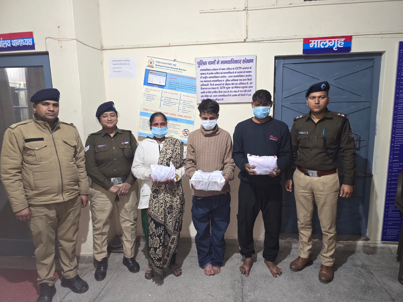 सपेरा गिरोह के 03 नशा तस्करों को पुलिस ने किया गिरफ्तार