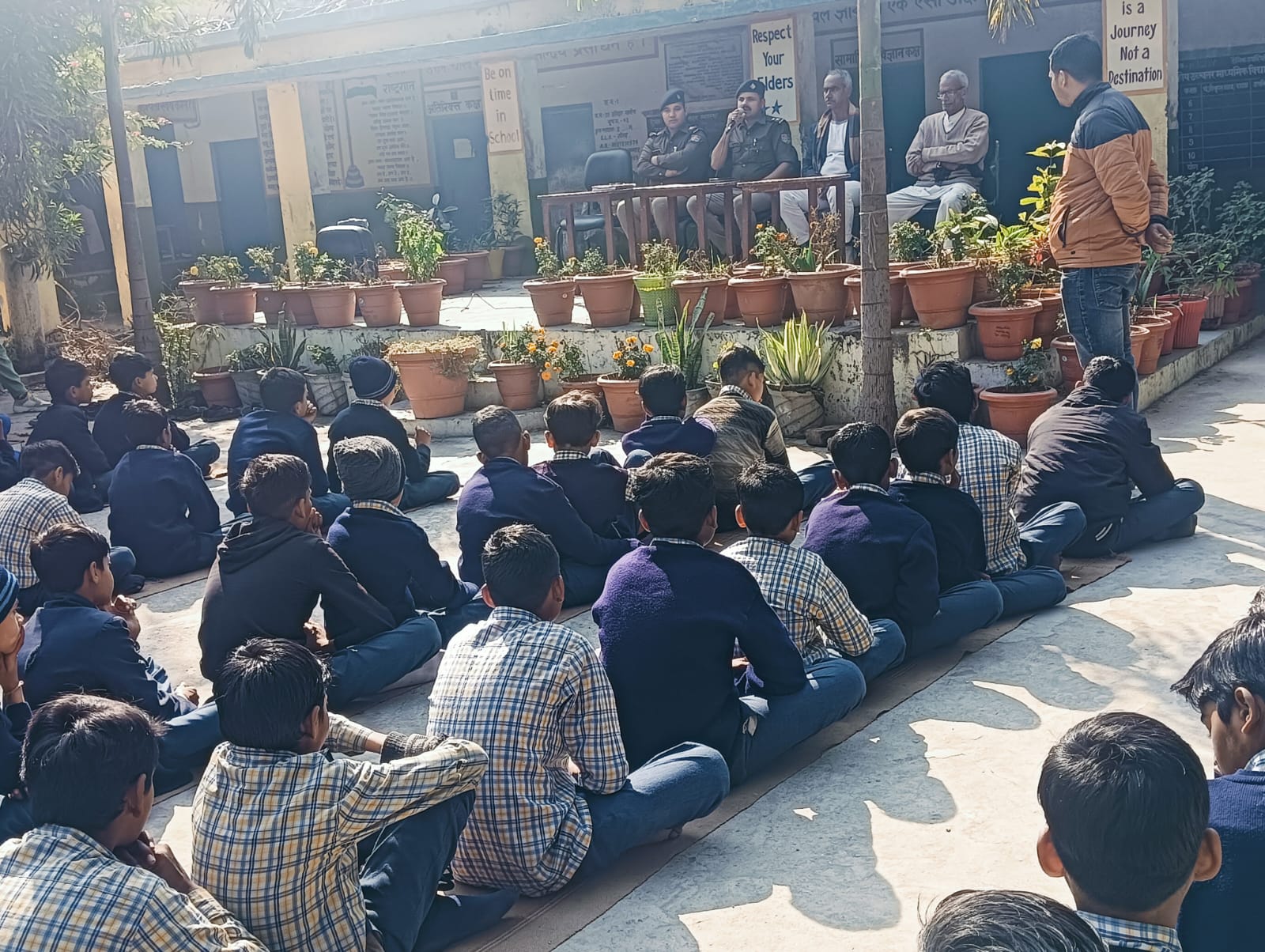 कनखल पुलिस ने स्कूली छात्रों को बताये चाइनीज मांझे के नुकसान, इस्तेमाल न करने का किया आवाहन
