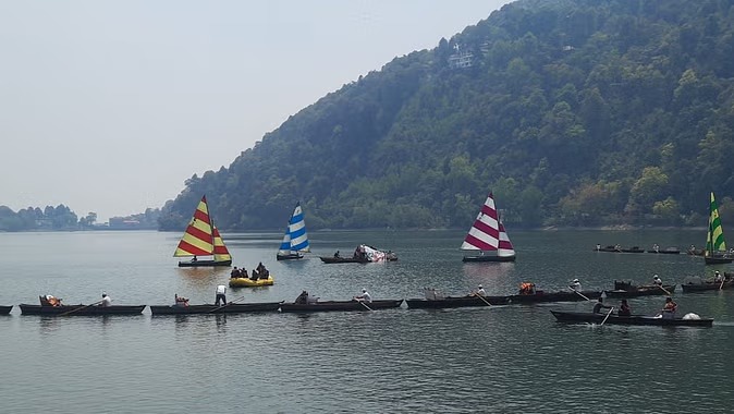 दिखने लगा कम बारिश का असर, घट गया झीलों का जलस्तर; नैनीझील में पानी का स्तर बीते 4 सालों में सबसे कम