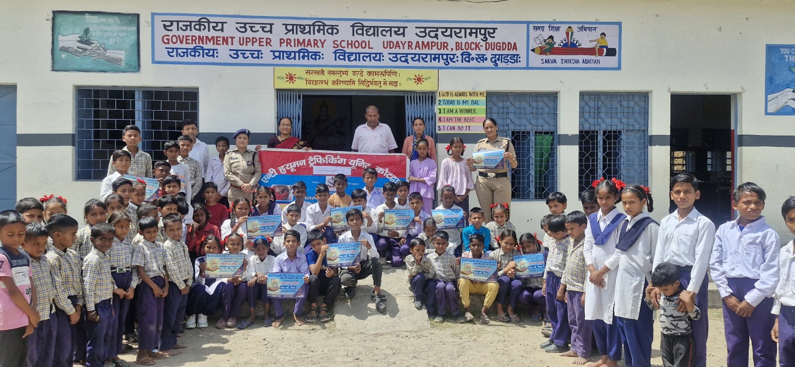 स्कूल ड्राप आउट 10 बच्चो का स्कूल में पुनः करवाया दाखिला
