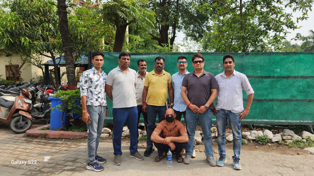 ईनामी गौतस्कर को एसटीएफ़ ने कलियर से दबोचा