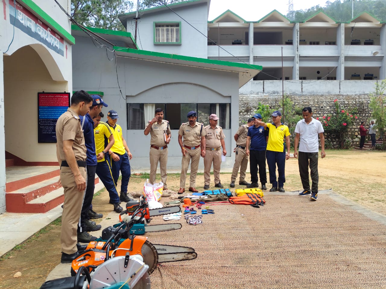 पुलिस ने एसडीआरएफ,फायर सर्विस संग किया आपदा बचाव कार्य का अभ्यास