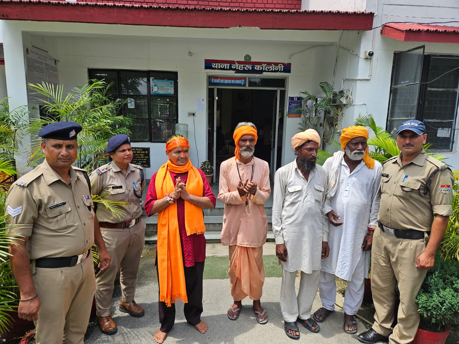 बाबा का भेष धारण कर राजधानी में घूम रहे कुल ढोंगी गिरफ्तार, 1 बंगलादेशी 'ढोंगी बाबा' भी गिरफ्तार