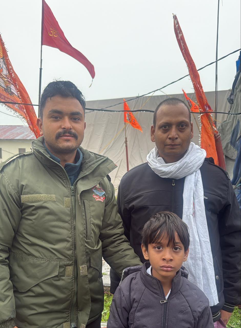 परिवार से बिछुड़े 8 वर्षीय को पिता से मिलवाया