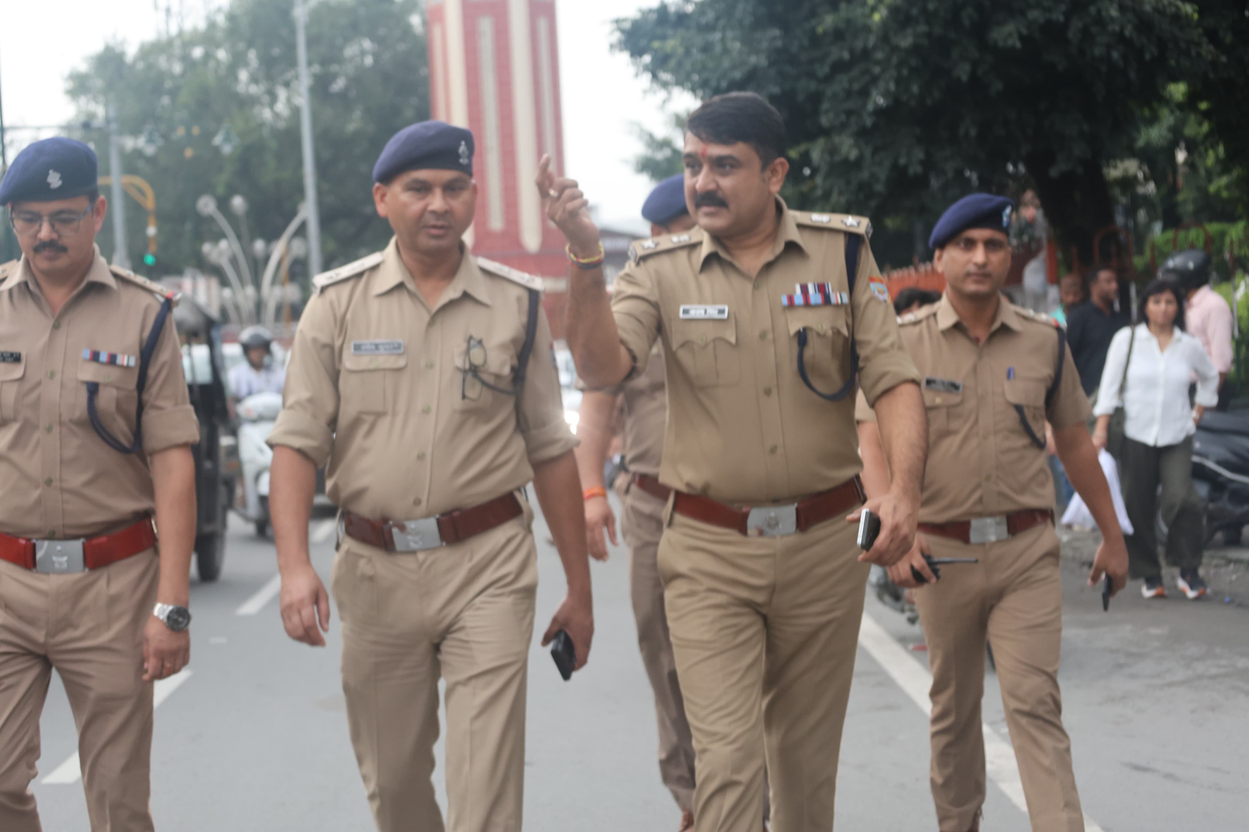 रक्षा बंधन के त्योहार को जाम मुक्त बनाने को कप्तान अजय ने स्वयं ग्राउंड जीरो पर उतर बनाई व्यवस्था
