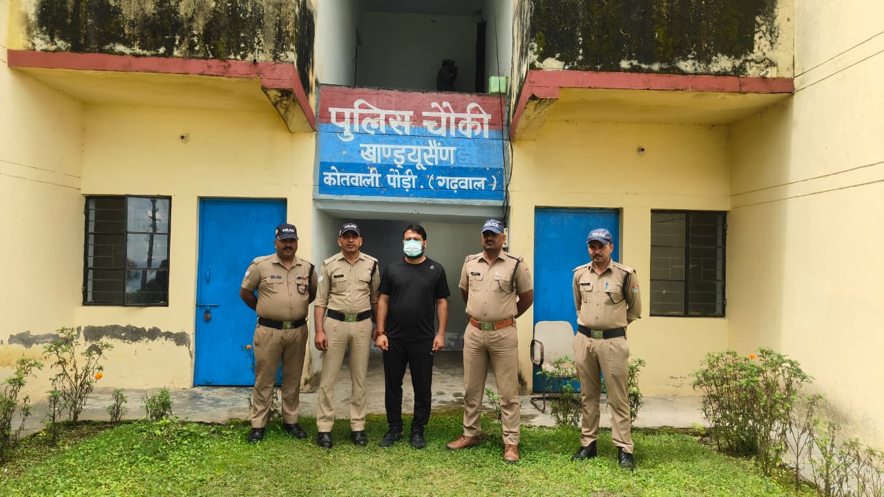 ज़मीन ख़रीद में हुए नुक़सान के चलते मृतक द्वारा आत्महत्या कर सोशल मीडिया में अपलोड किया गया वीडियो, मामले में शामिल अभियुक्त को पुलिस ने किया गिरफ़्तार