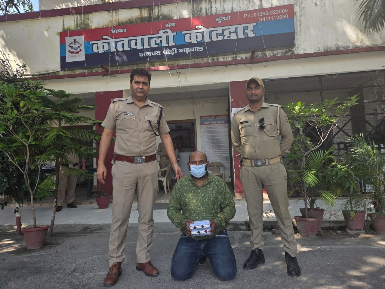 त्यौहारी सीजन में स्मैक की सप्लाई पर पौड़ी पुलिस ने लगाए ब्रेक