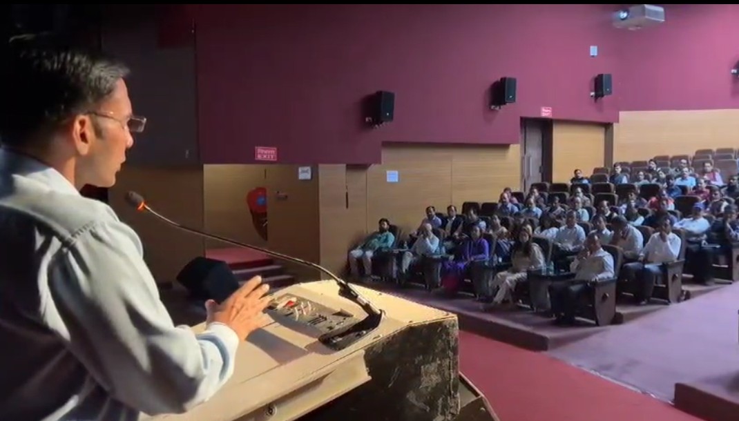 वीवीआईपी ड्यूटी में किसी पॉइंट में लापरवाही की नही है गुंजाइश: डीएम