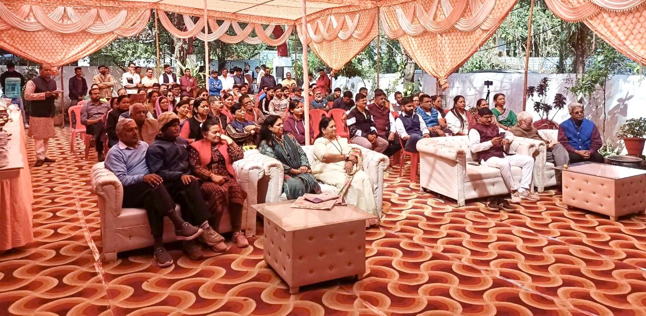 संवाद और सांस्कृतिक समरसता का रंगारंग संगम बना पत्रकार होली मिलन समारोह