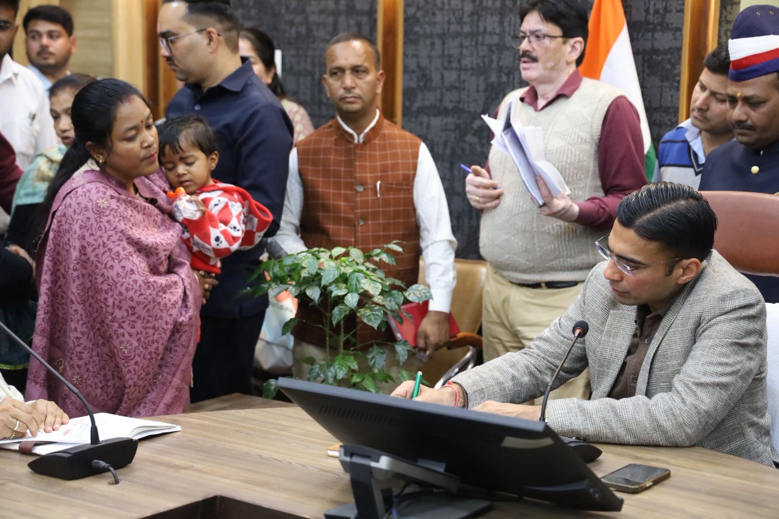 जनदर्शन में प्रशासनिक सख़्ती की मिसाल, हर फरियादी को मिला न्याय का भरोसा