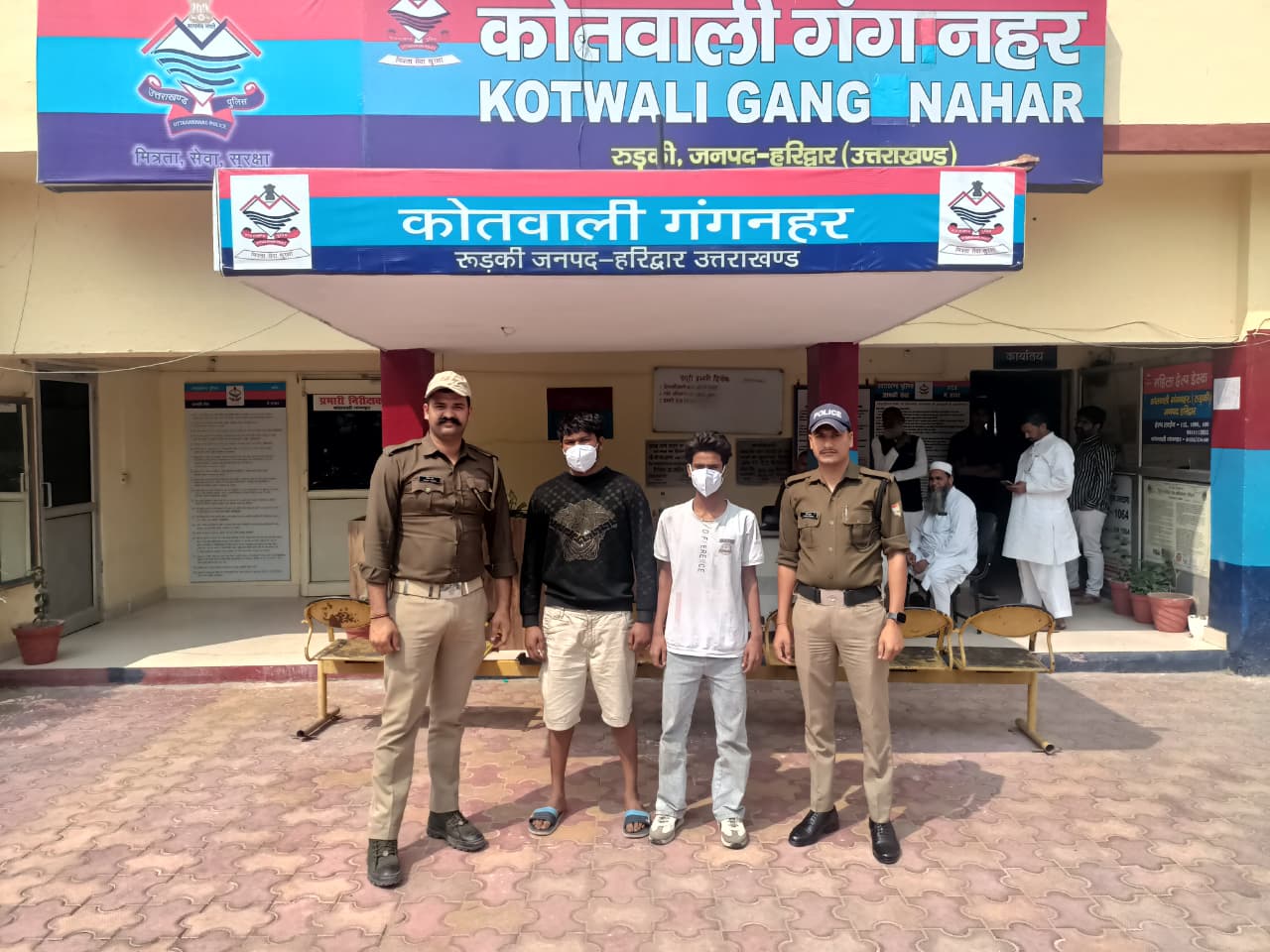 हरिद्वार पुलिस द्वारा शांति व्यवस्था भंग करने पर 02आरोपियों के विरुद्ध कार्यवाई