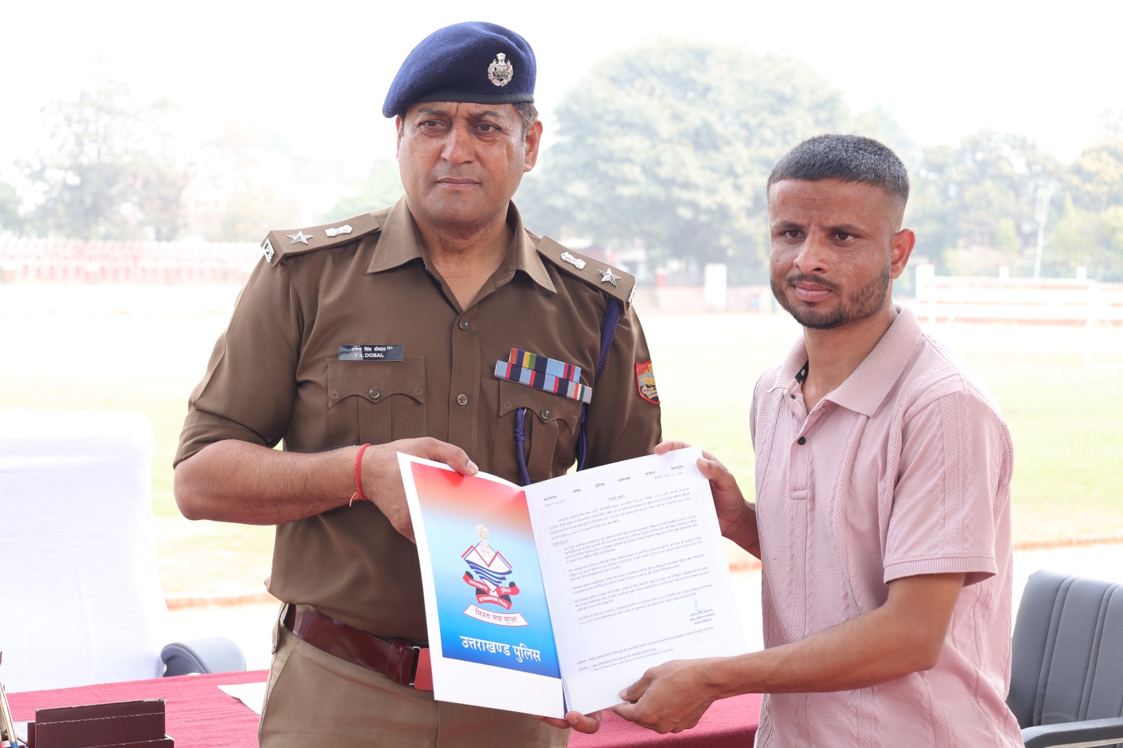 देहरादून में 417 आरक्षी अभ्यर्थियों को मिले नियुक्ति पत्र, एसएसपी ने दी शुभकामनाएं