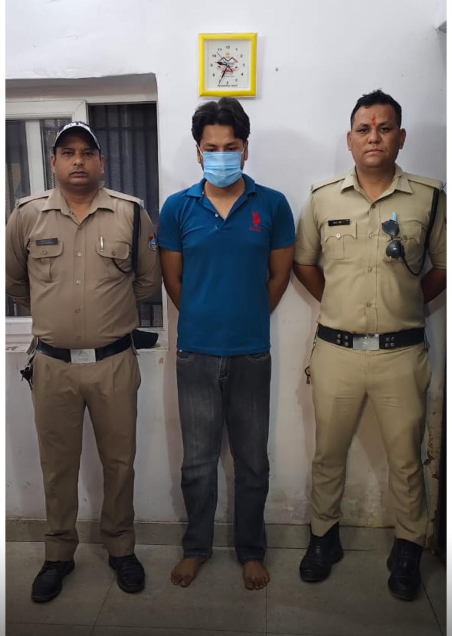 *ऑपरेशन प्रहार के तहत बनभूलपुरा पुलिस की बड़ी कार्यवाही, 10 हजार का इनामी गैंगस्टर गिरफ्तार*