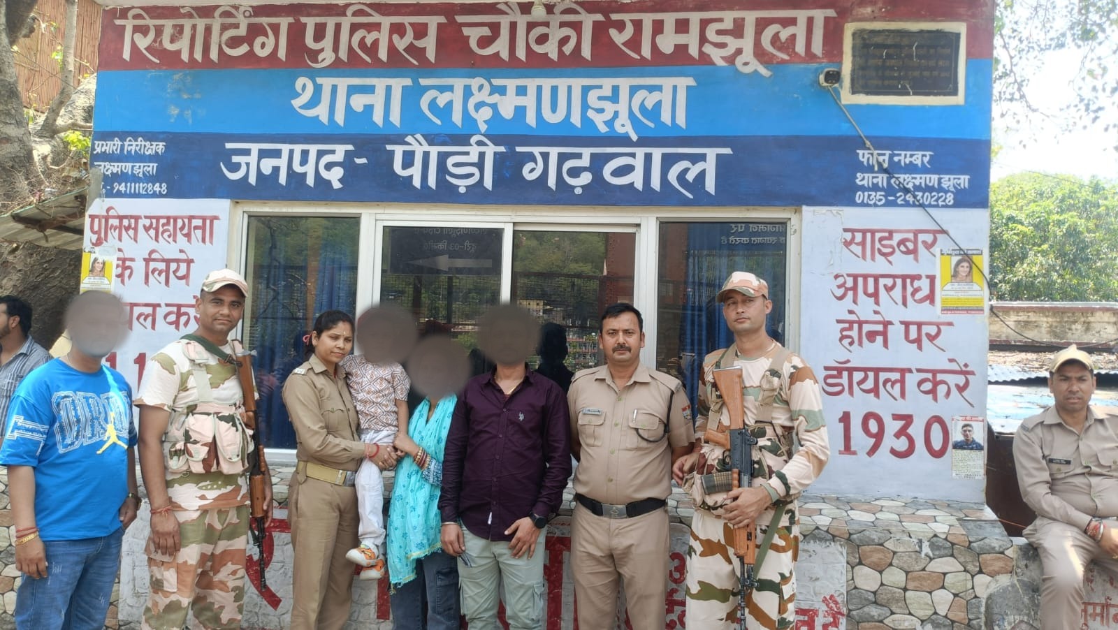 परिजनों से छूटा 4 वर्षीय बच्चे का हाथ, पुलिस ने बच्चे को सकुशल परिजनों से मिलवाया