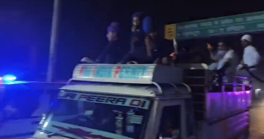 पोंटा साहिब मार्ग से भारी संख्या में पहुँचे निहंग, प्रशासन-पुलिस ने बातचीत कर सबको पोंटा लौटाया