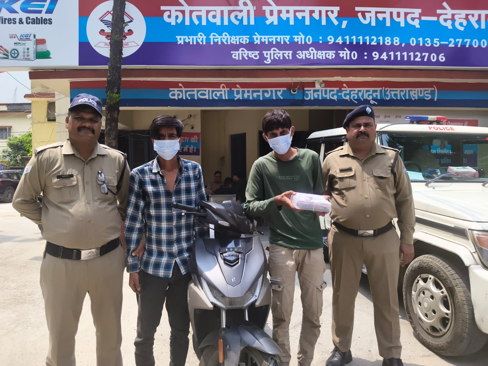 मोबाइल स्नैचिंग की घटना का 24 घंटे में दून पुलिस ने किया खुलासा