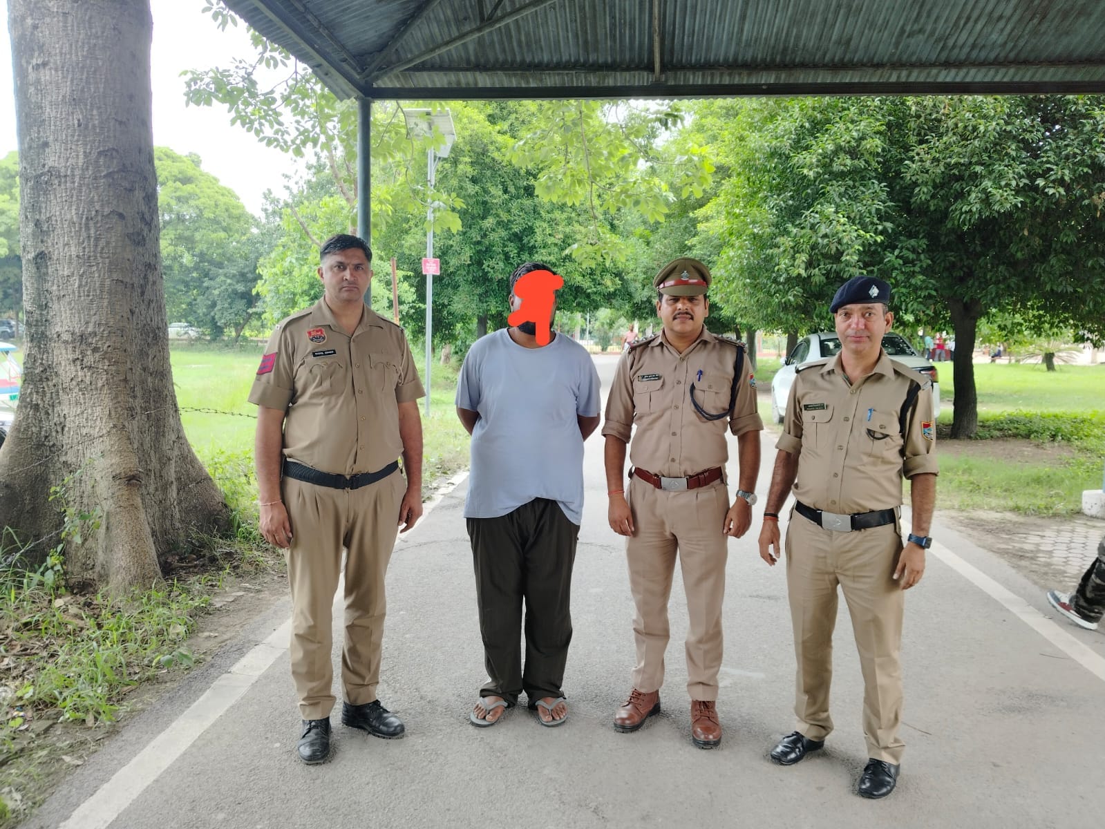 92 लाख रूपये की धोखाधडी करने वाला अभियुक्त को एसटीएफ़ हरियाणा से बी वारंट पर लायी दून