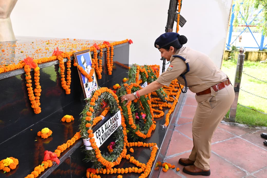 विजय दिवस के अवसर पर उत्तरकाशी ने अमर शहीद दिनेश चंद्र को दी श्रद्धांजलि