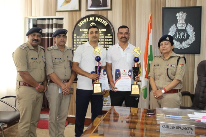 उत्तरकाशी पुलिस के जवानों ने जीती बैडमिंटन युगल चैंपियनशिप