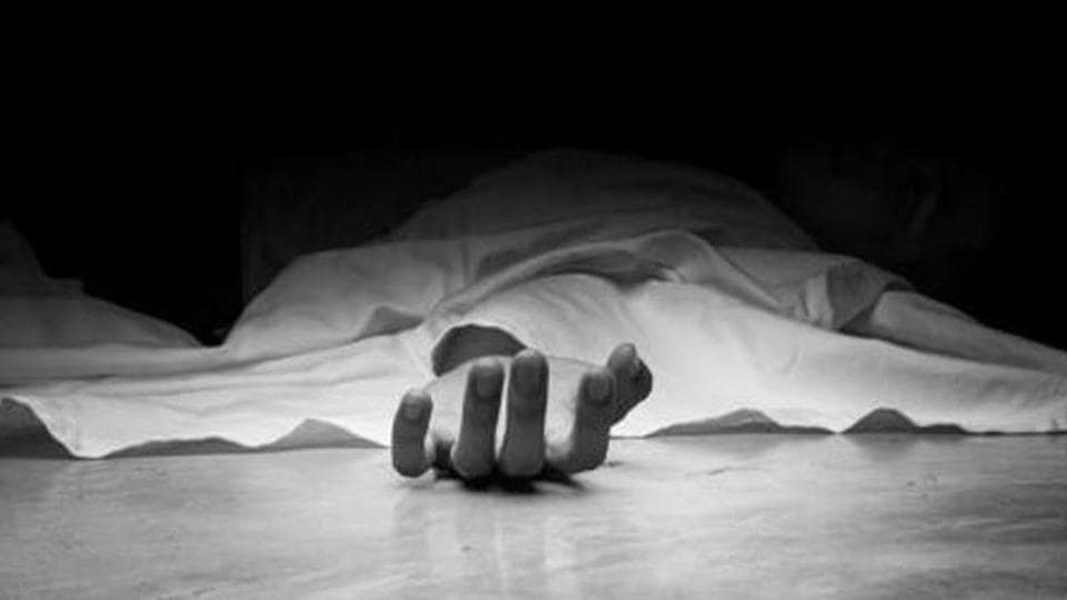 मालदेवता के पास पुल पर युवक ने लगाई फाँसी, लोगो में हड़कंप
